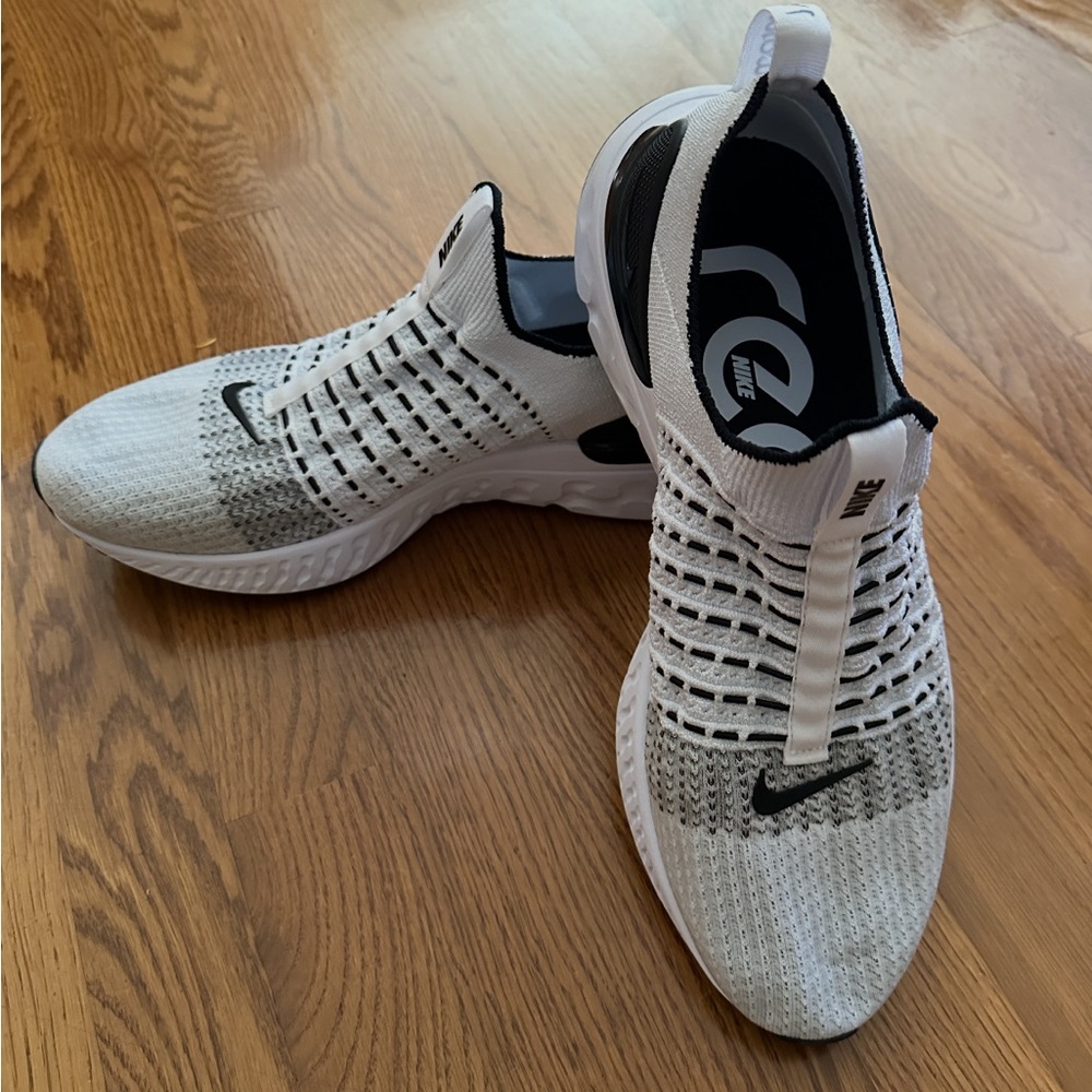 Nike Phantom Run 2 Mens - Picture 2 of 4